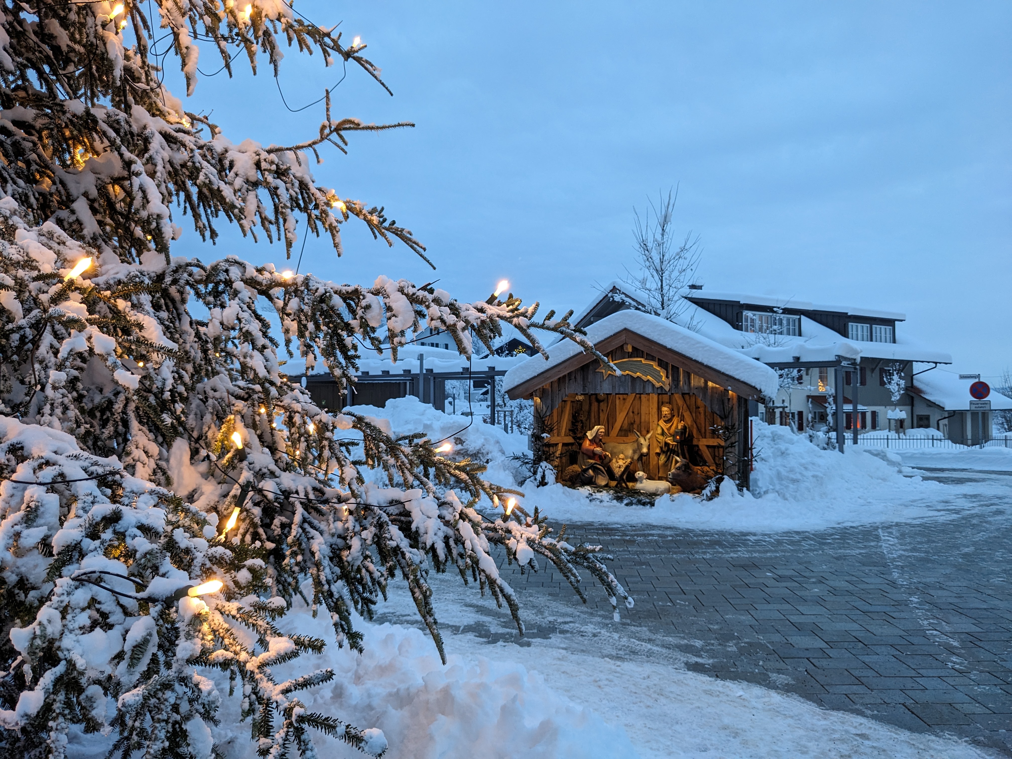 Große Weihnachtskrippe / Dorfplatz Sulzberg vor Rathaus Große Weihnachtskrippe / Dorfplatz Sulzberg vor Rathaus