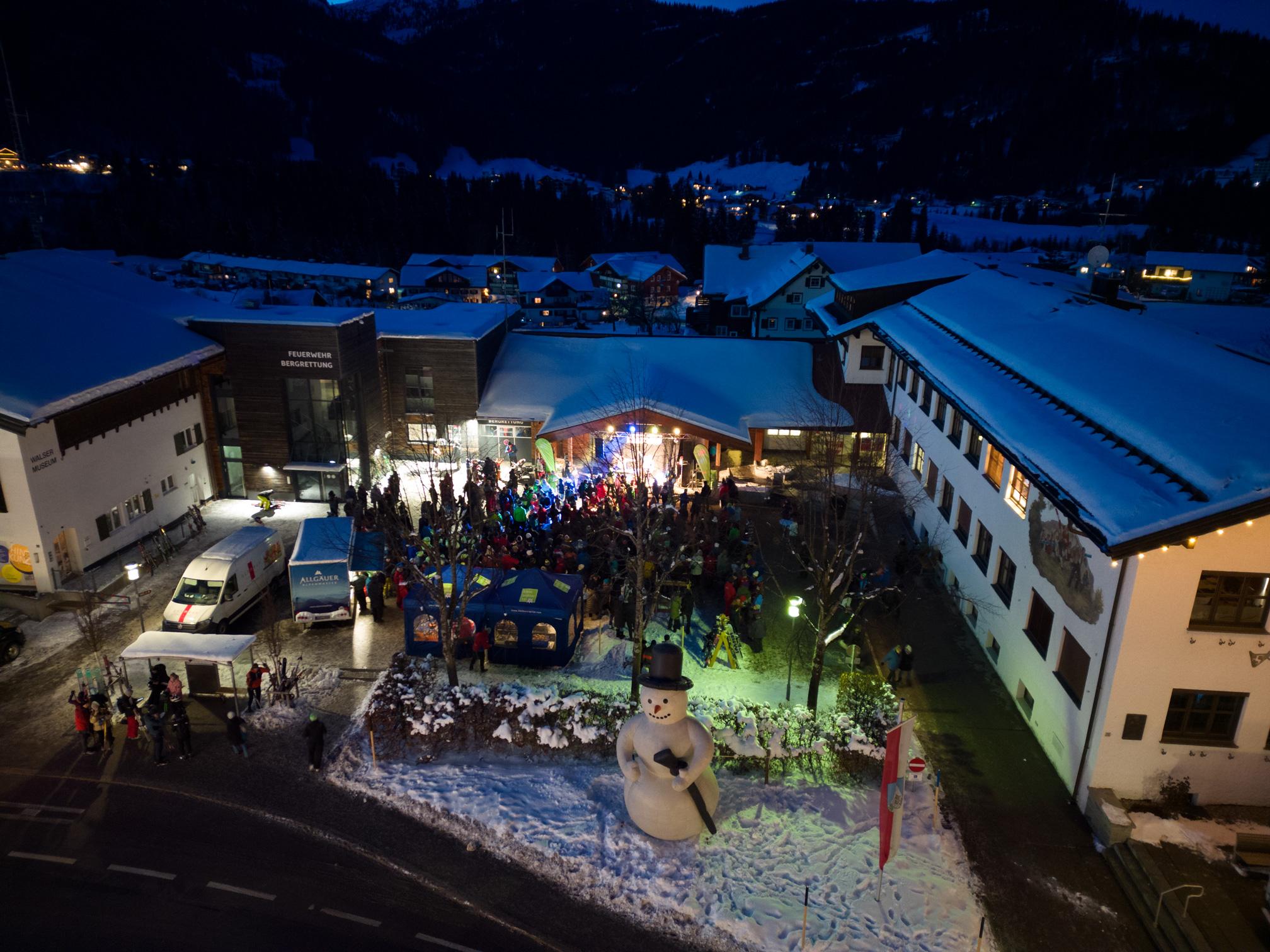 Schneemanntreff-Gemeindeplatz Schneemanntreff-Gemeindeplatz