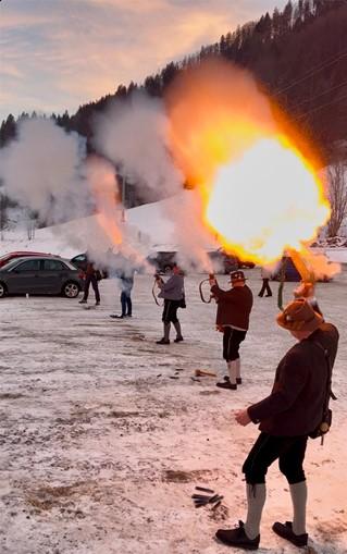 Böllerschützen Böllerschützen