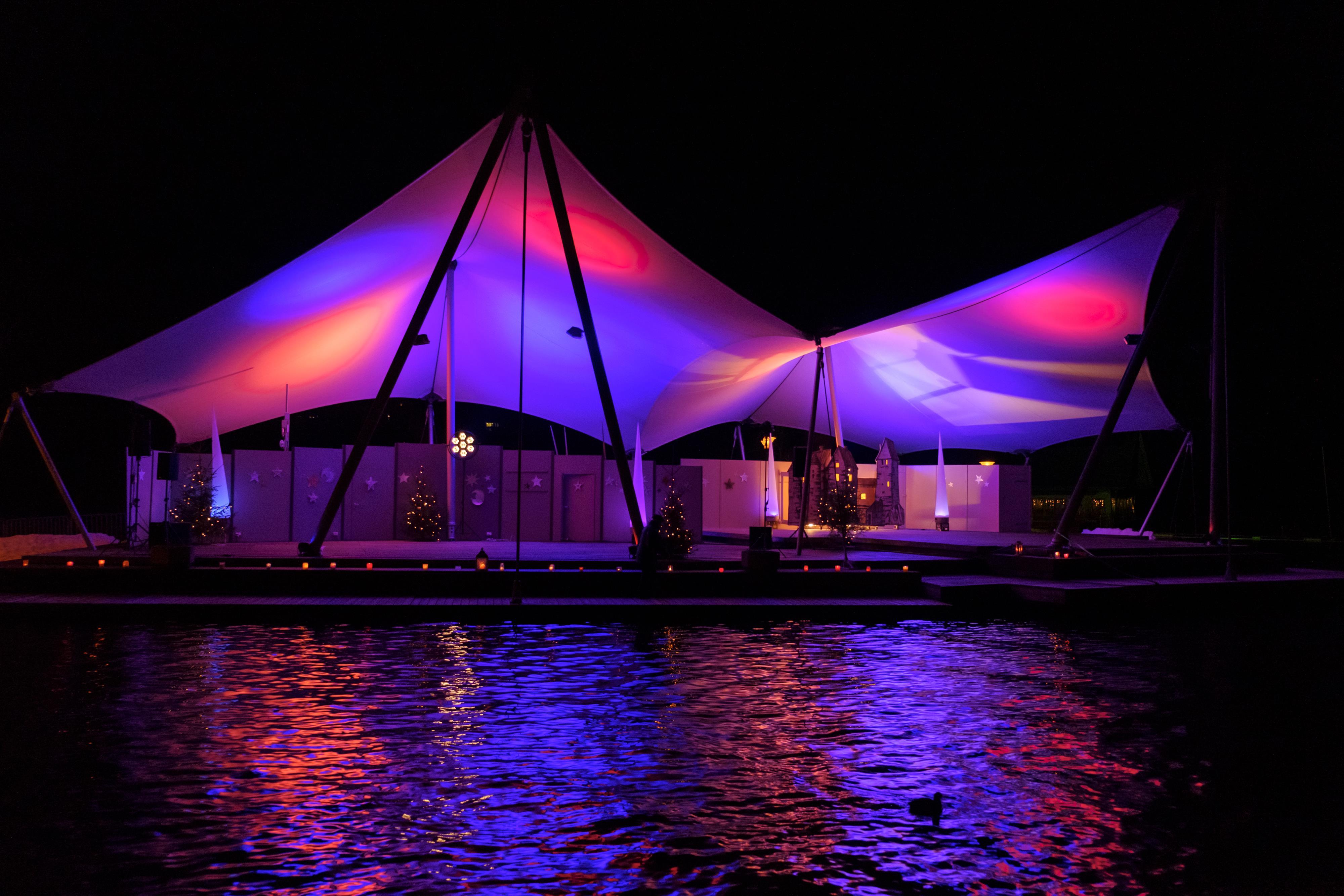 Beleuchtete Seebühne Beleuchtete Seebühne
