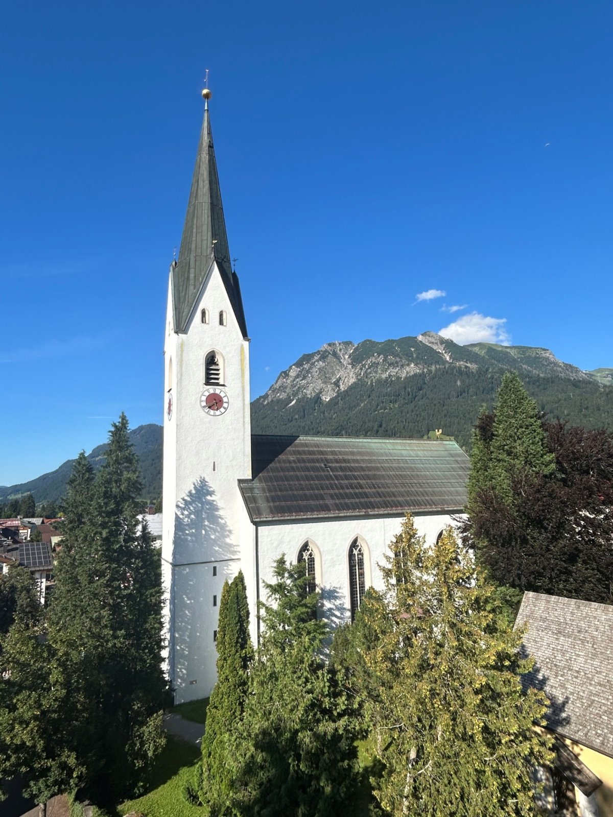Oberstdorf Pfarrkirche Luftaufnahme-1
