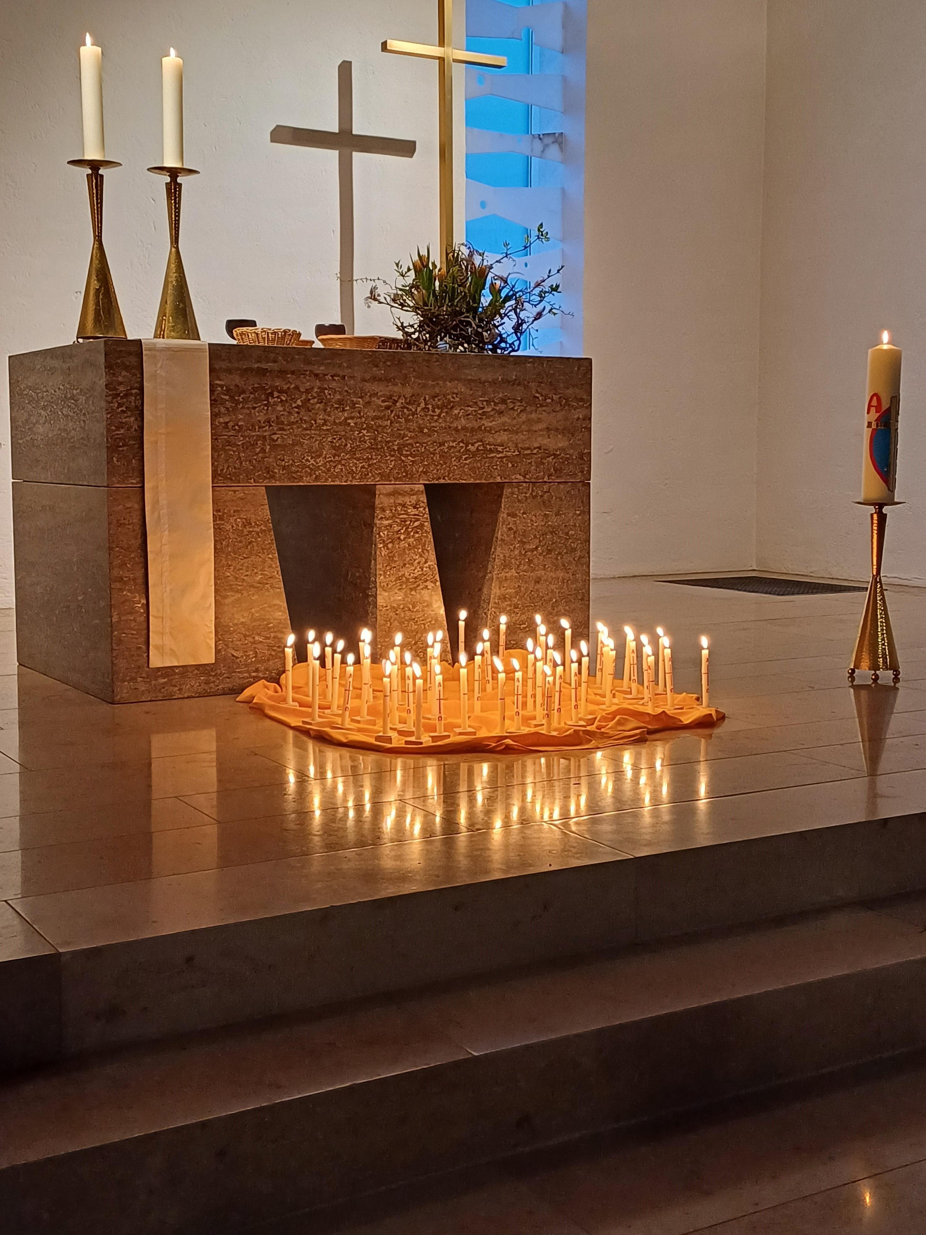 Osternacht in der evangelischen Kirche in Fischen