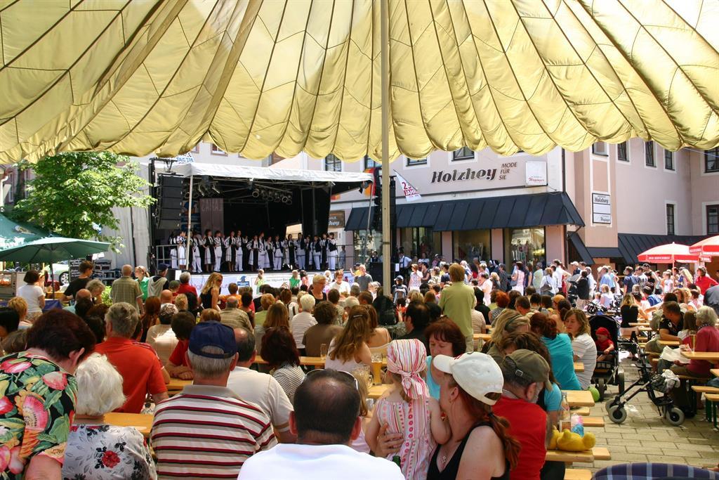 Stadtfest in der Fußgängerzone Sonthofens
