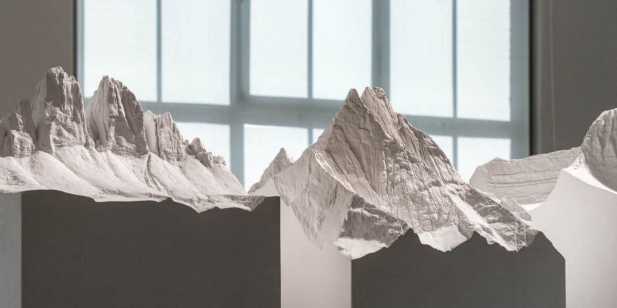 Ausstellung „Weil er da ist… Berge in der zeitgenössischen Kunst“