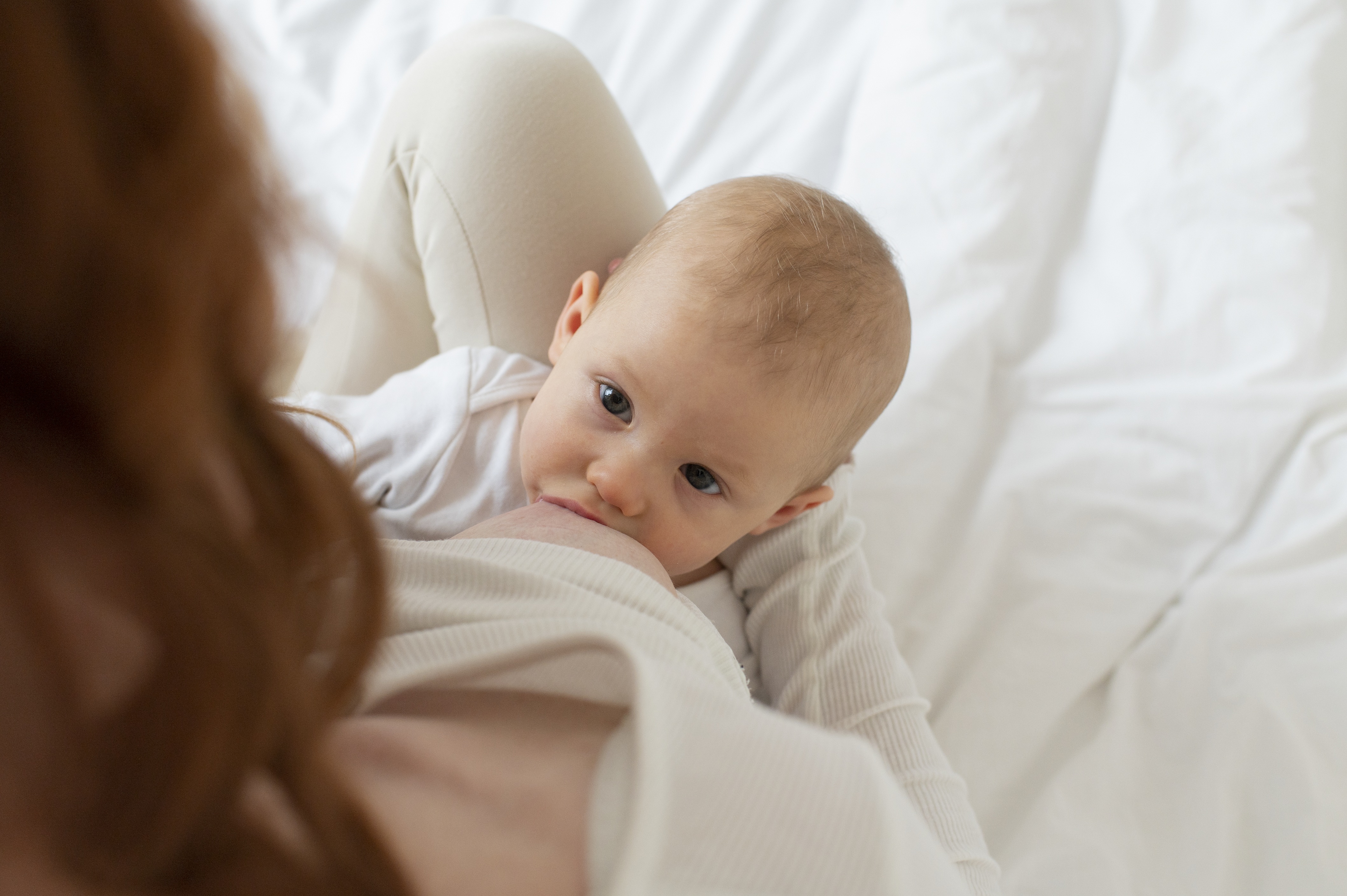 Stillen_Mutter_Baby_6_Monate_148_kleiner