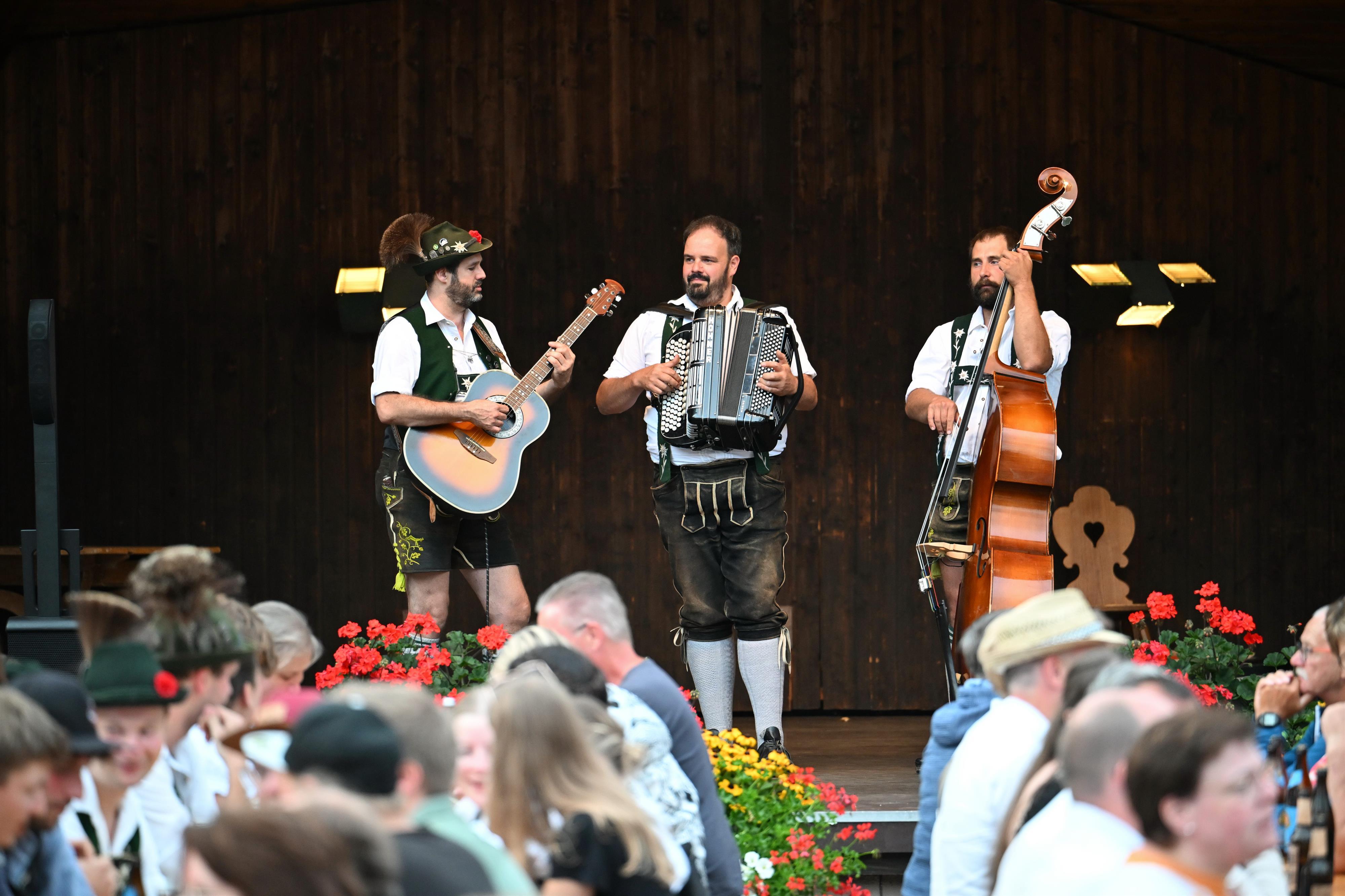 Trio Rotspitz Büebe Trio Rotspitz Büebe