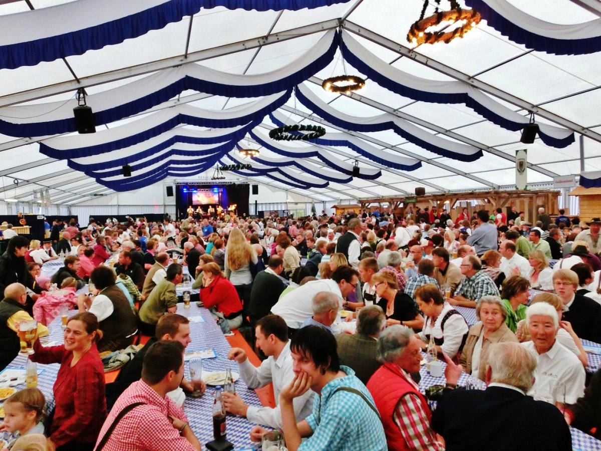 Oktoberfest Weiler 001 mittel