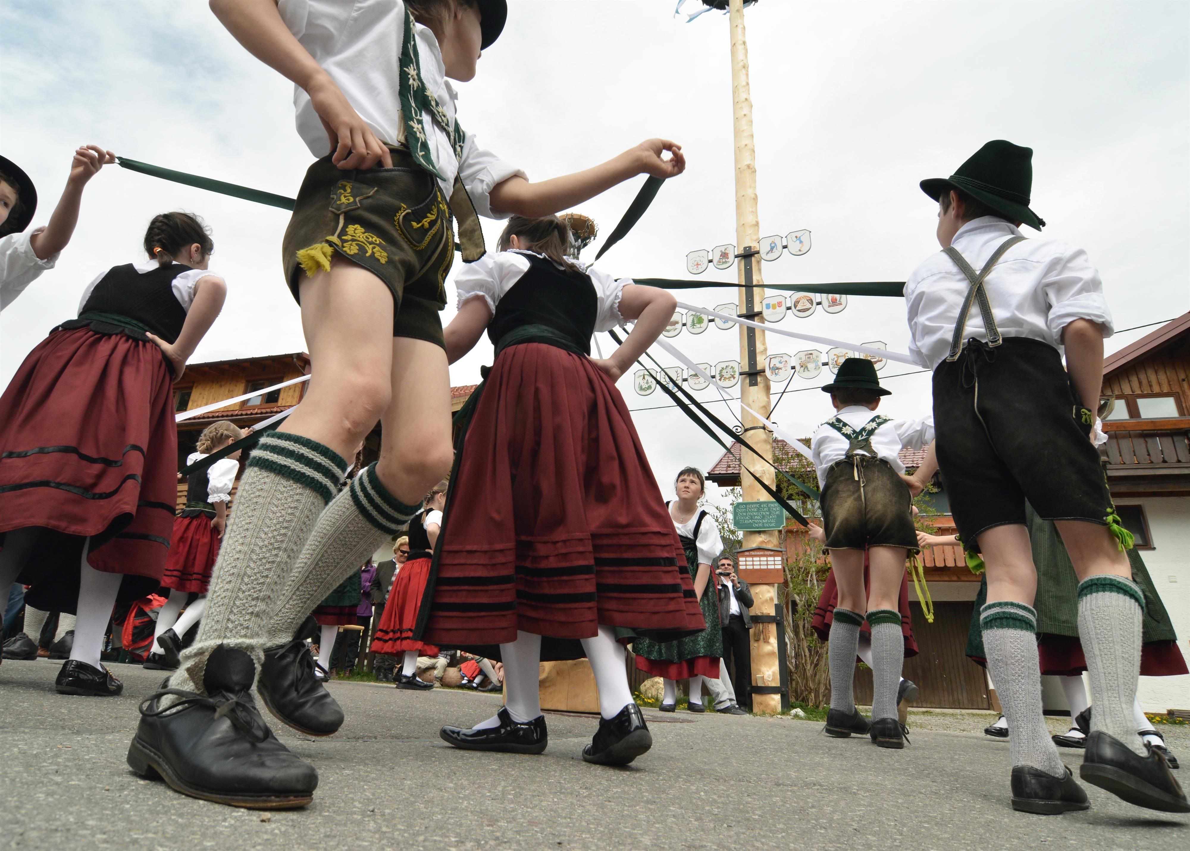 Maibaum Unterjoch Bad Hindelang