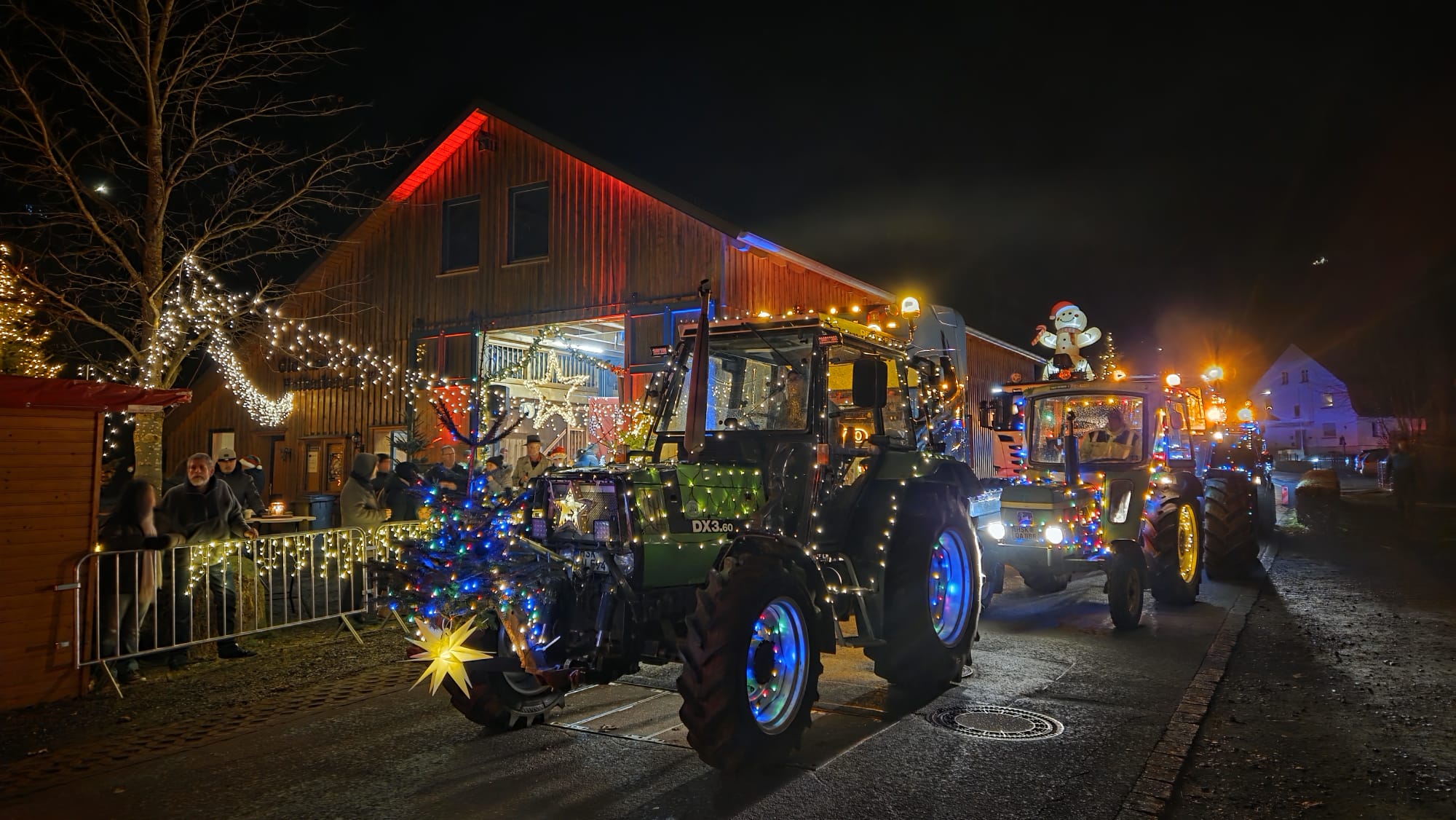 Weihnachtskonvoi_1.jpeg Weihnachtskonvoi_1.jpeg