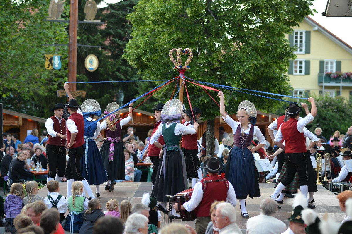 Scheidegg Dorfabend13Theater 1685