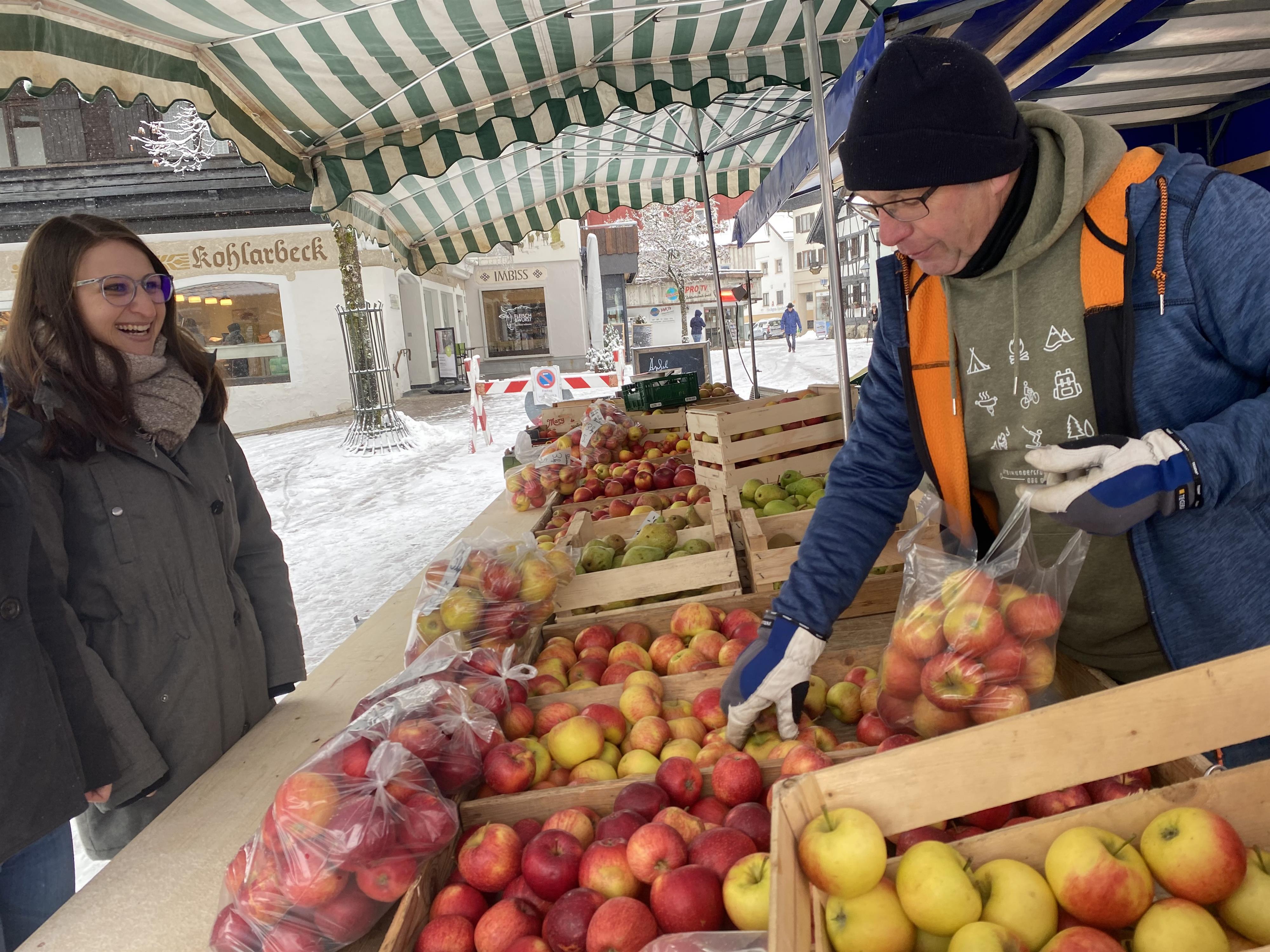 Bauern- und Wochenmarkt das ganze Jahr Bauern- und Wochenmarkt das ganze Jahr