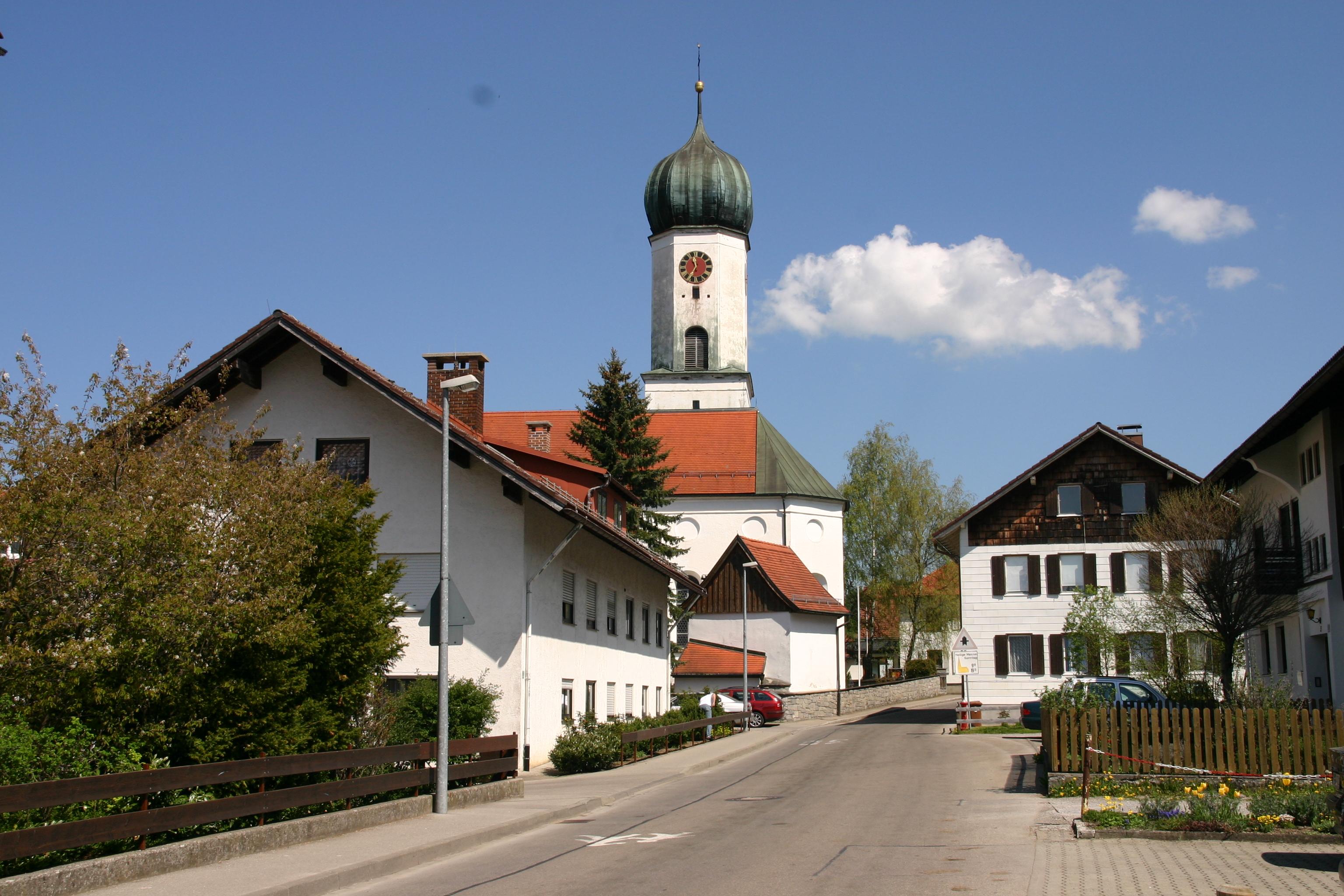 St. Peter und Paul Kirche Altstädten