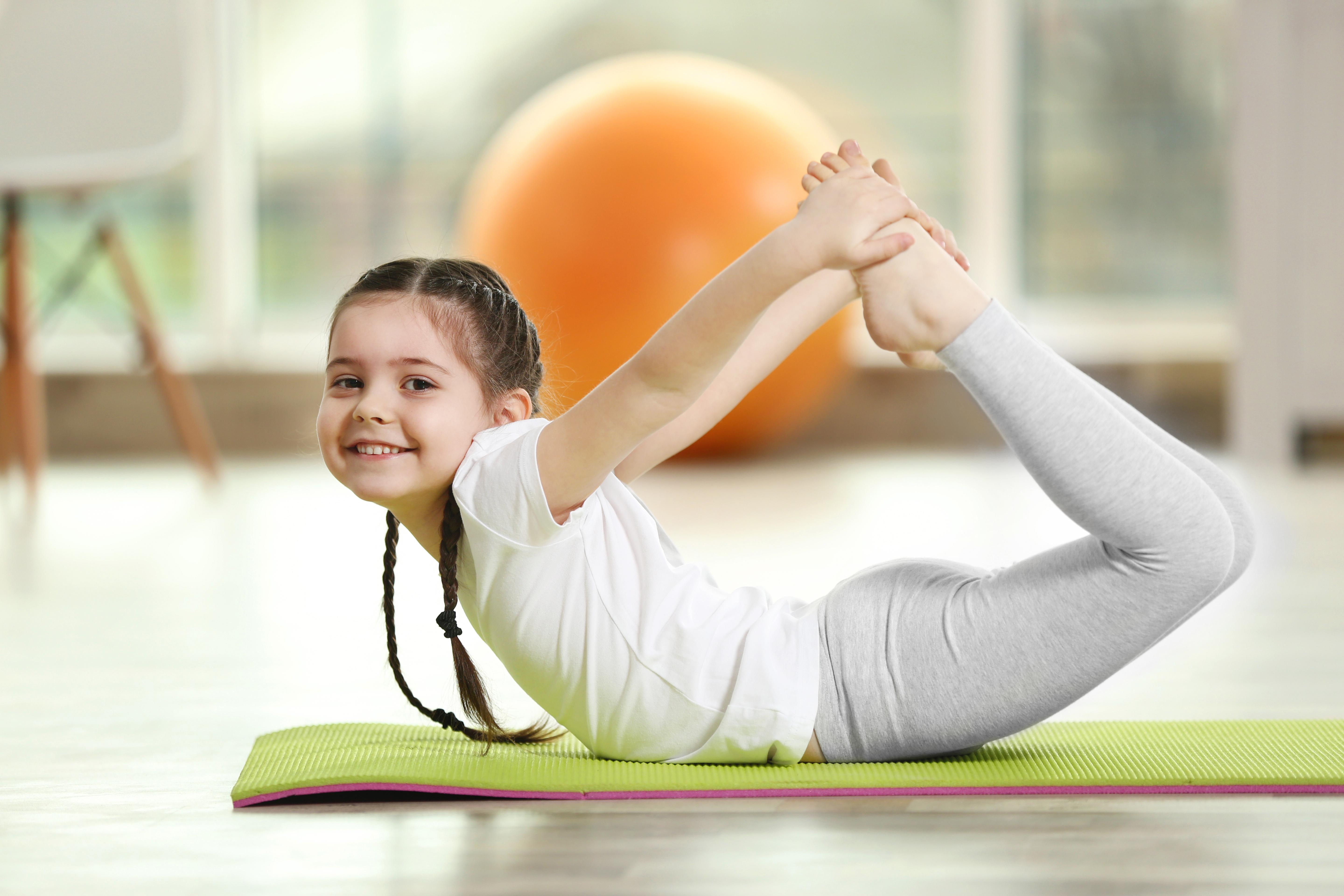 Kinderyoga_AdobeStock_108398876