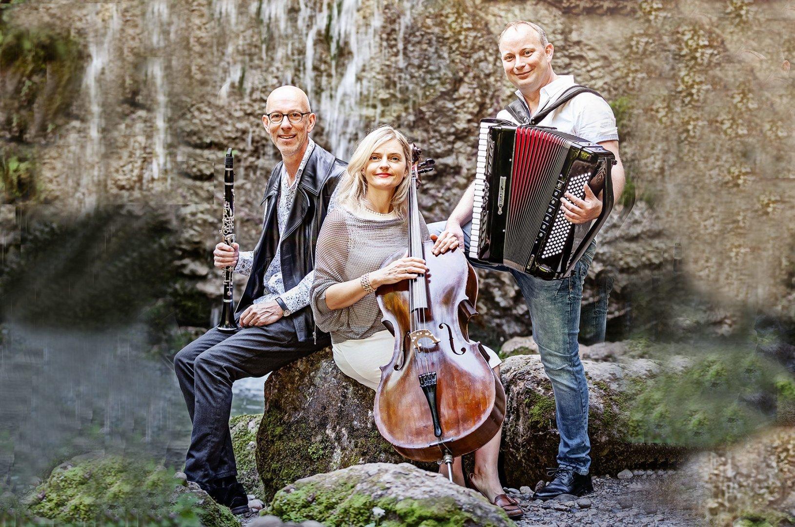 Das Trio "Triollage" Das Trio "Triollage"
