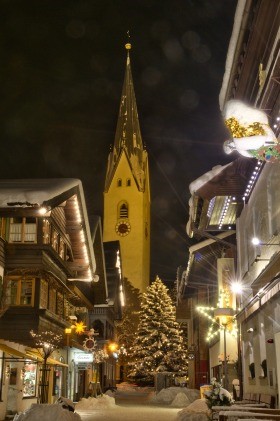 Pfarrkirche Winterbild