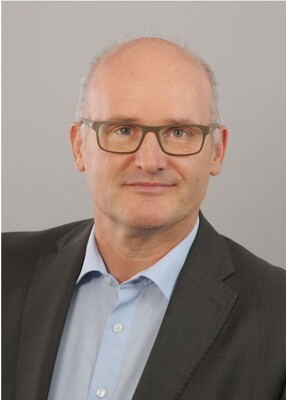 Hüller Mathias.png Hüller Mathias.png
