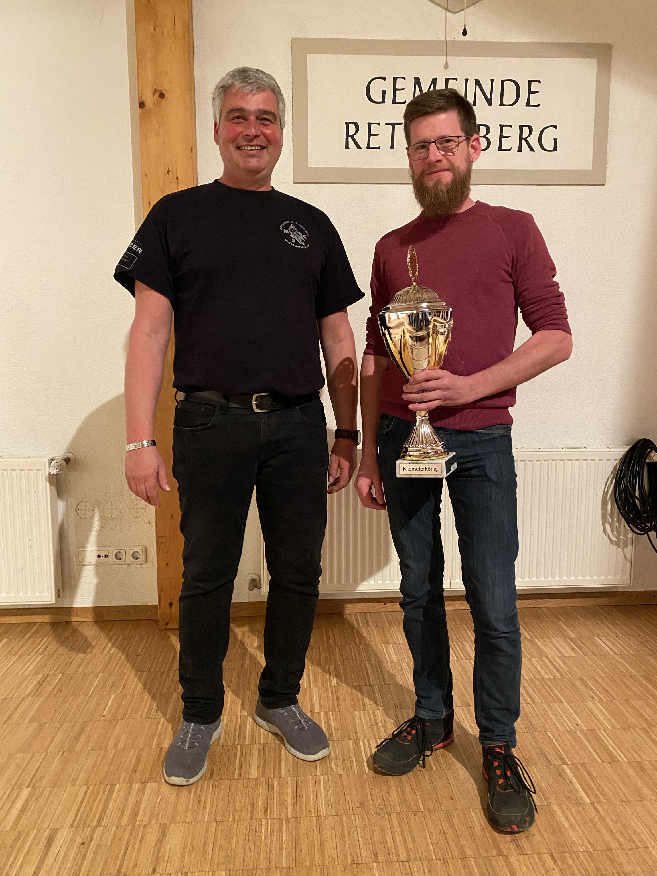 Links Helmut Endras , rechts Fabian Jäger Foto: Hermann Luitz Links Helmut Endras , rechts Fabian Jäger Foto: Hermann Luitz