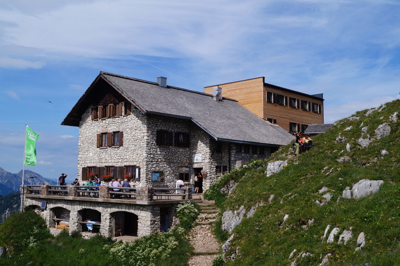 Bad_Kissinger_Hütte_neu.jpg Bad_Kissinger_Hütte_neu.jpg