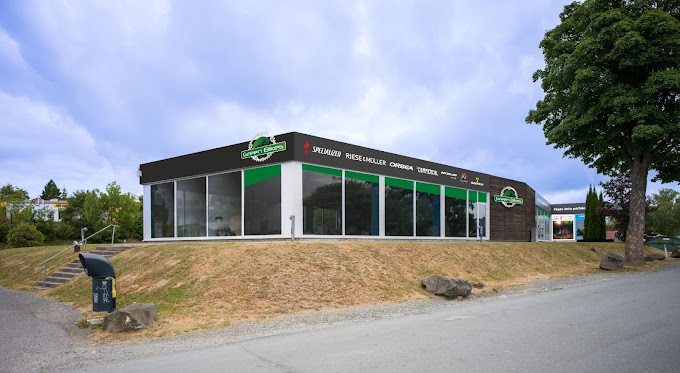 Außenansicht von der GreenBike-Filiale in Winterberg.jpg Außenansicht von der GreenBike-Filiale in Winterberg.jpg