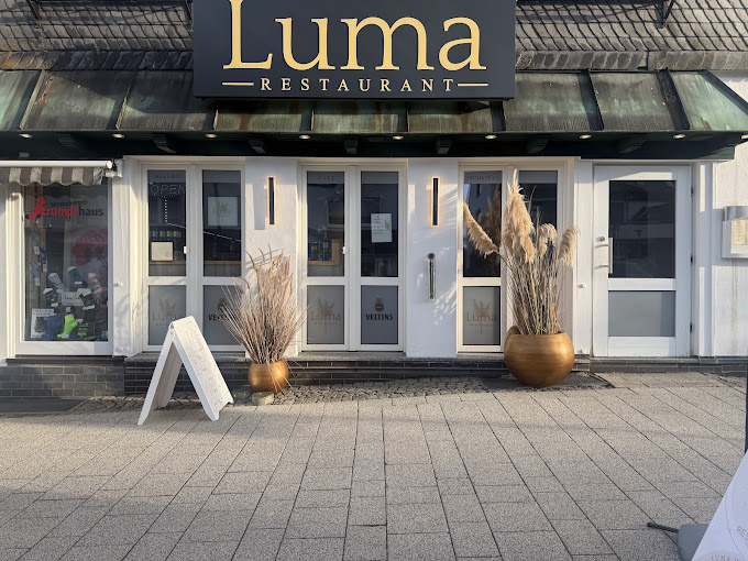 Das Restaurant Luma von außen im Boho-Stil-2.jpg